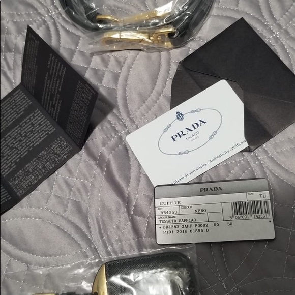 Prada purse - Picture 6 of 6